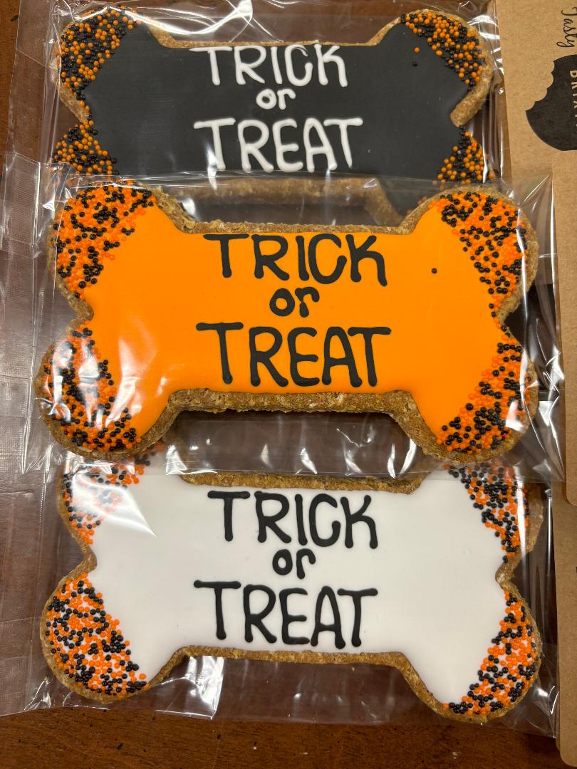 Dog Biscuit - Trick or Treat - 3 colors