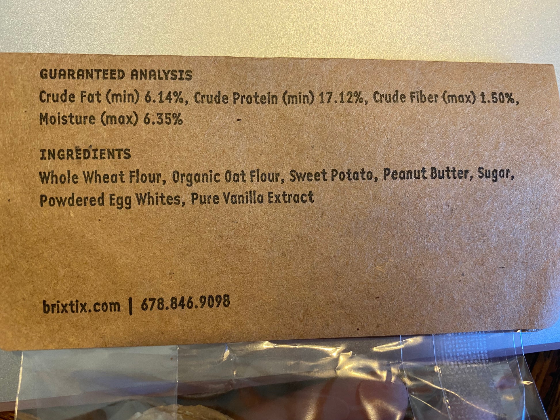 whole wheat flour, organic oat flour, sweet potato, sugar, powdered egg whites, pure vanilla extract.
