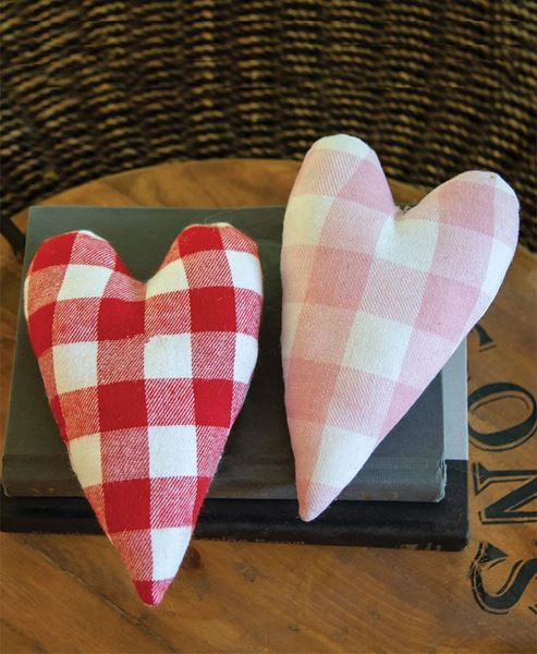 Buffalo Checked Heart Pillows - Red